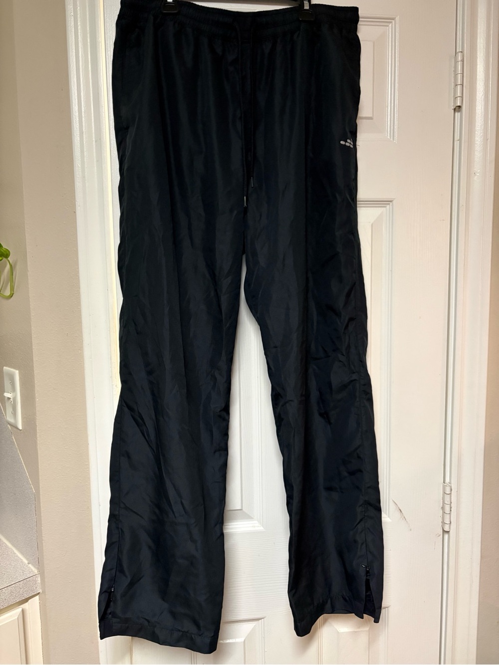 BCG Black Mesh Lined Straight Leg Athletic Track Pants Ankle Zip Size L